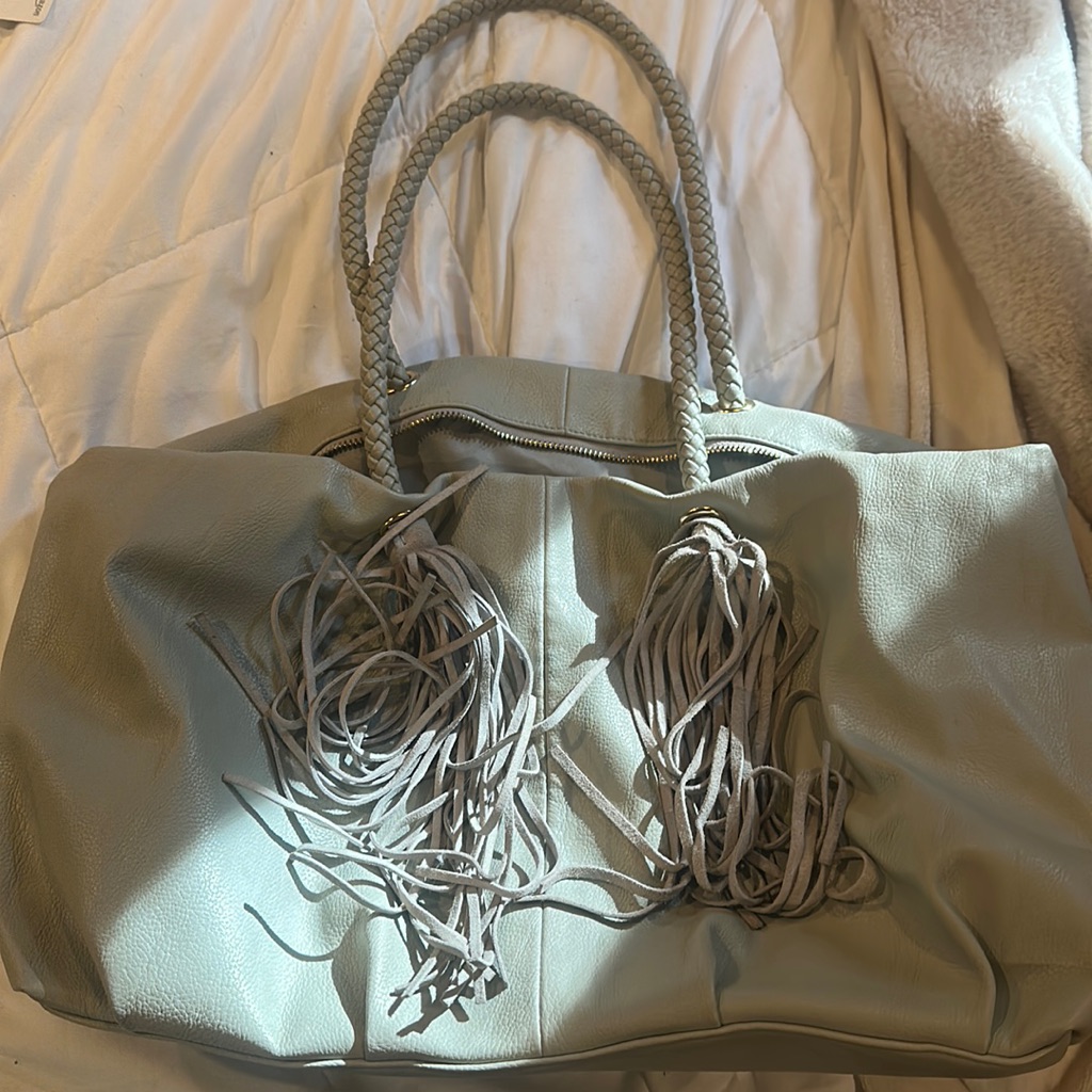 Lionel Purse